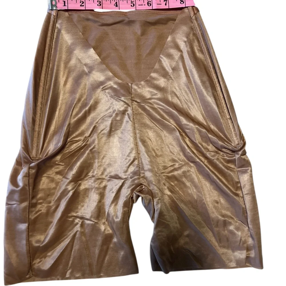 Skims Barely There Shapewear Low Back Shorts in Sienna size XS NWT - Picture 5 of 13
